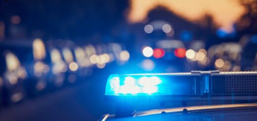 Polizeiabsperrung am Einsatzort in Halle (Saale)